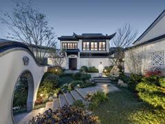 院里時(shí)光，是悠閑，亦是清閑